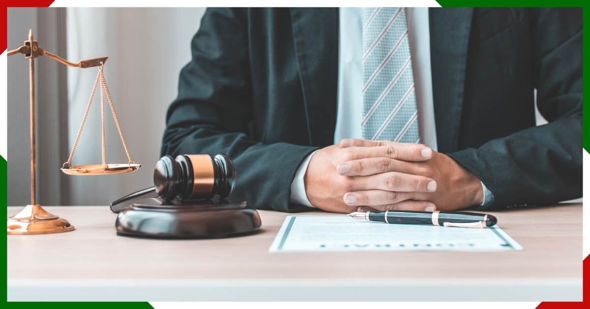 Thẩm quyền quyết định cưỡng chế